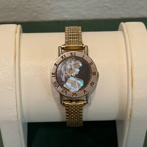Unique Vintage Metallic Cameo Women’s Silver & Gold Tone Wrist Watch-Not working